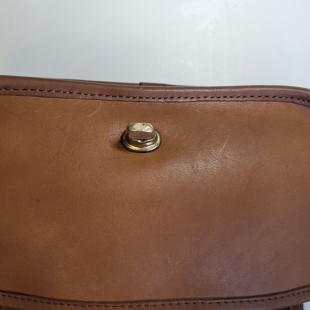 Vintage Coach Dinky Bag NYC Leather Turnlock Crossbody Bag Brown 051-9648 USA - Picture 6 of 12